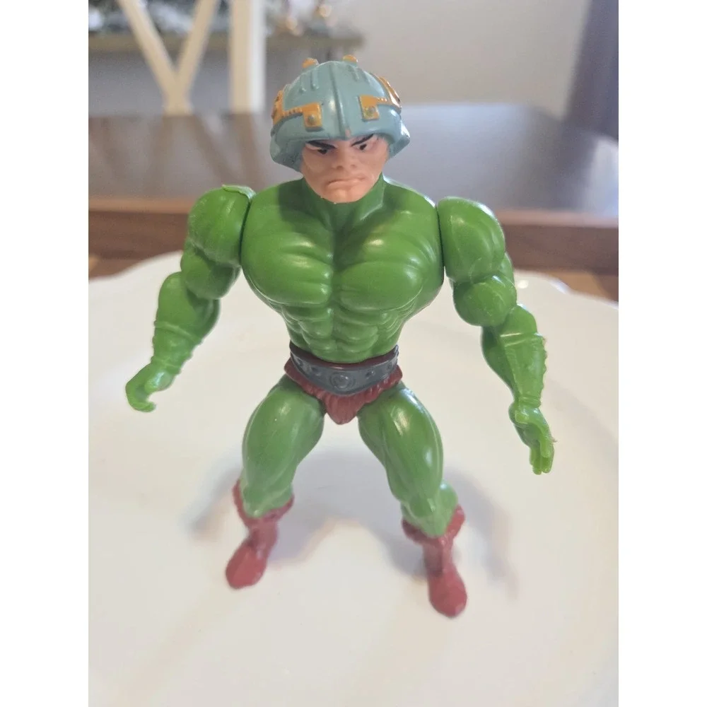 vintage 1981 Man-At-Arms action figure from the Masters of the Universe l